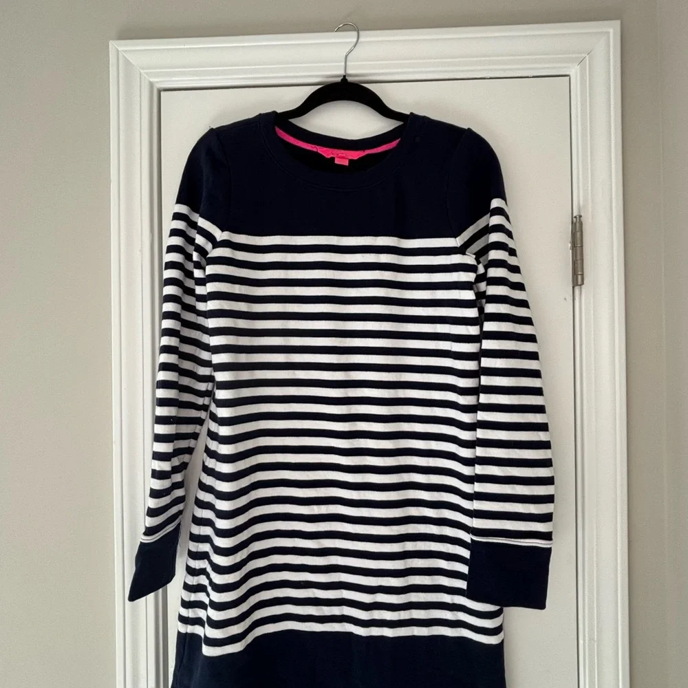 NWOT Lilly Pulitzer Navy and White Long‎ Sleeve Dress